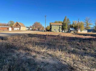 301 E Willow St, Fairfield, ID 83327