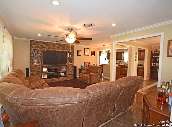 5th image of 2603 Belvoir Dr