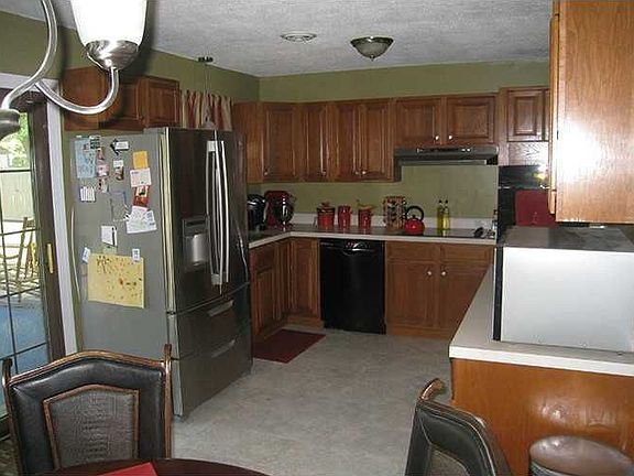 4th image of 101 Opal Dr