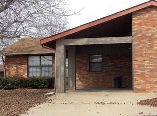 326 Baltes Dr, Belleville, IL