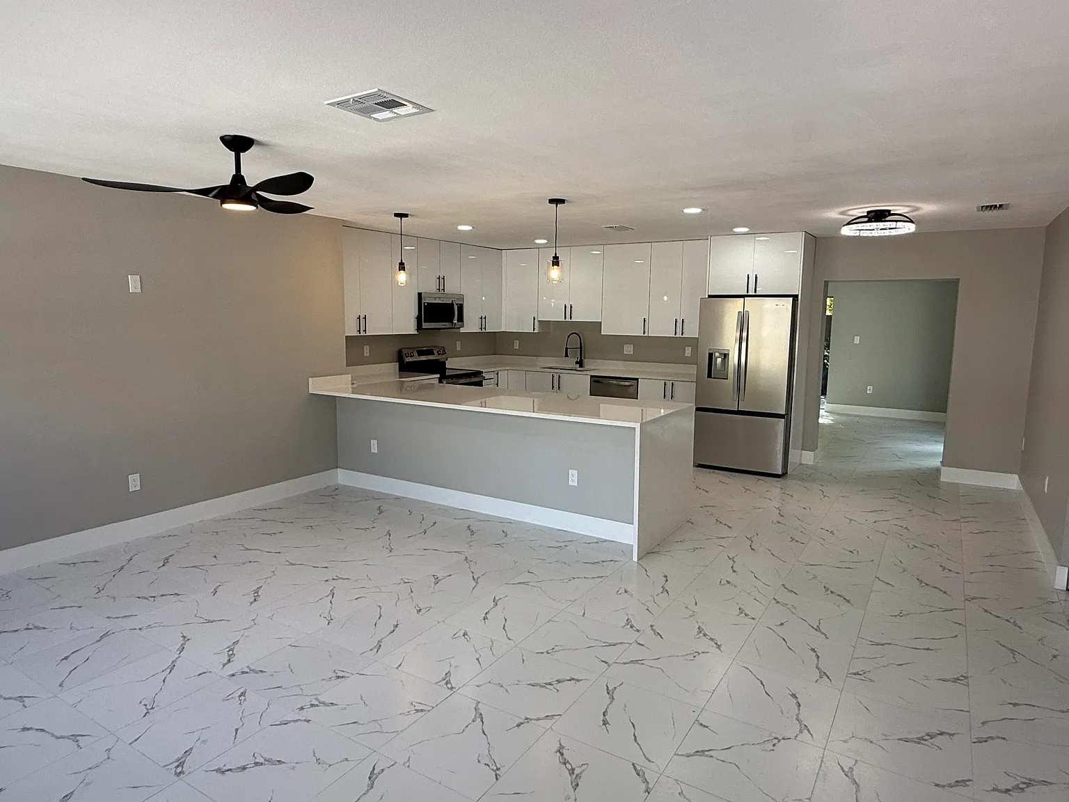 3 bed, 2.0 bath, 1753 sqft, $3,500 — Photo 1