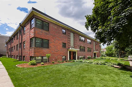 Virginia Apartments Photo 1