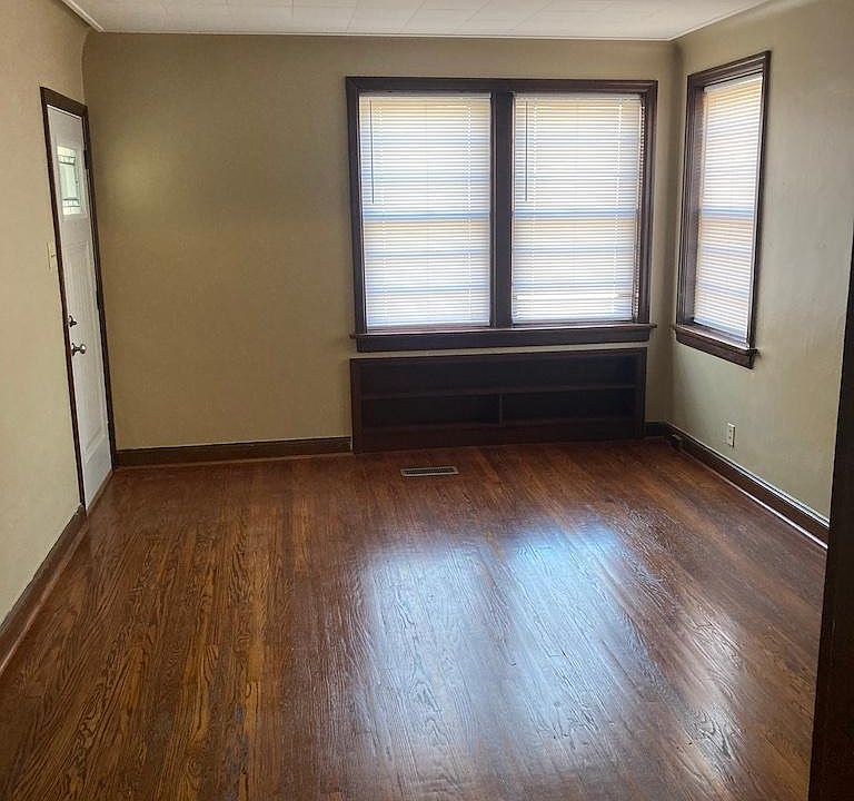 1st image of 3746 Dunnica Ave #3746B