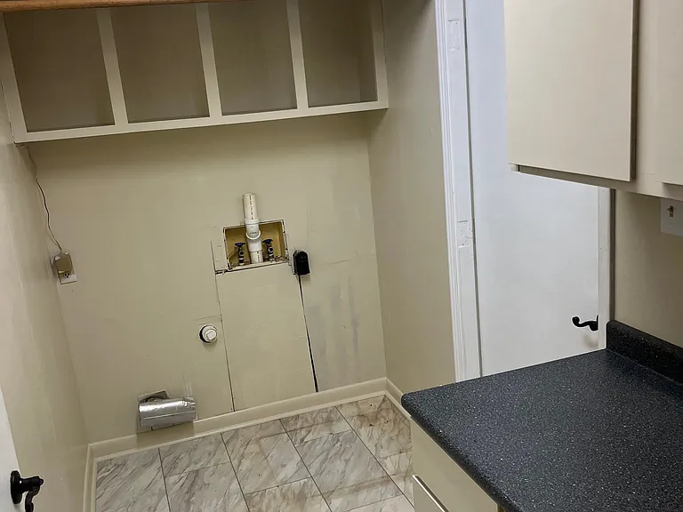 114 Barracuda St — Photo 12