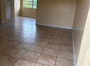 (Undisclosed Address), Fort Lauderdale, FL 33313