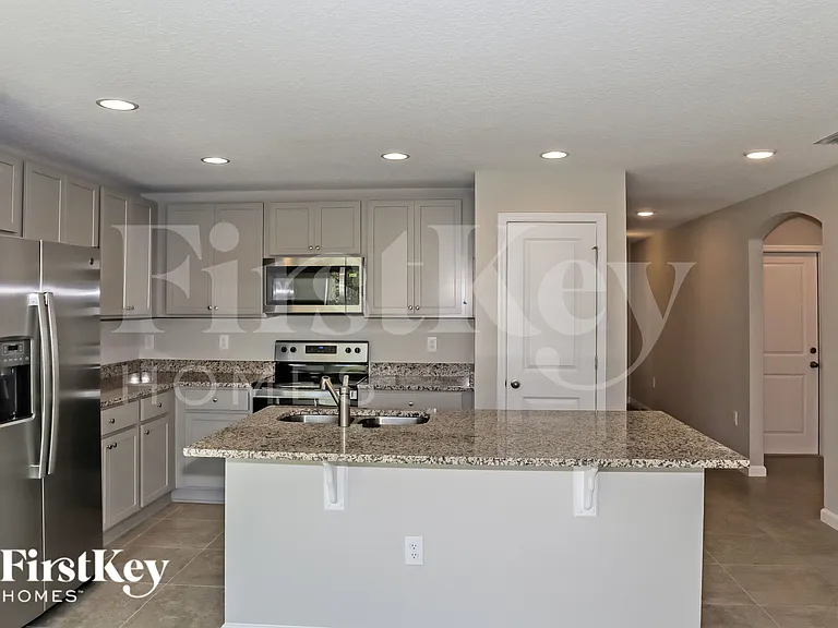220 Southern Breeze Loop — Photo 5