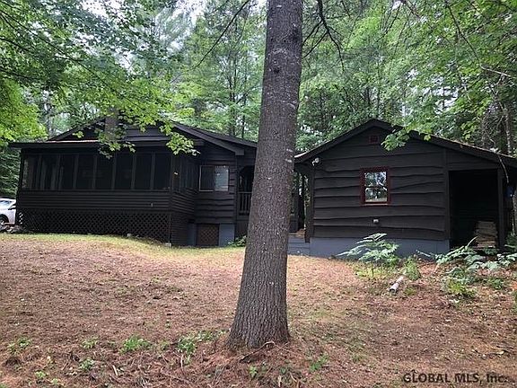 3rd image of 32 Sullivan Way