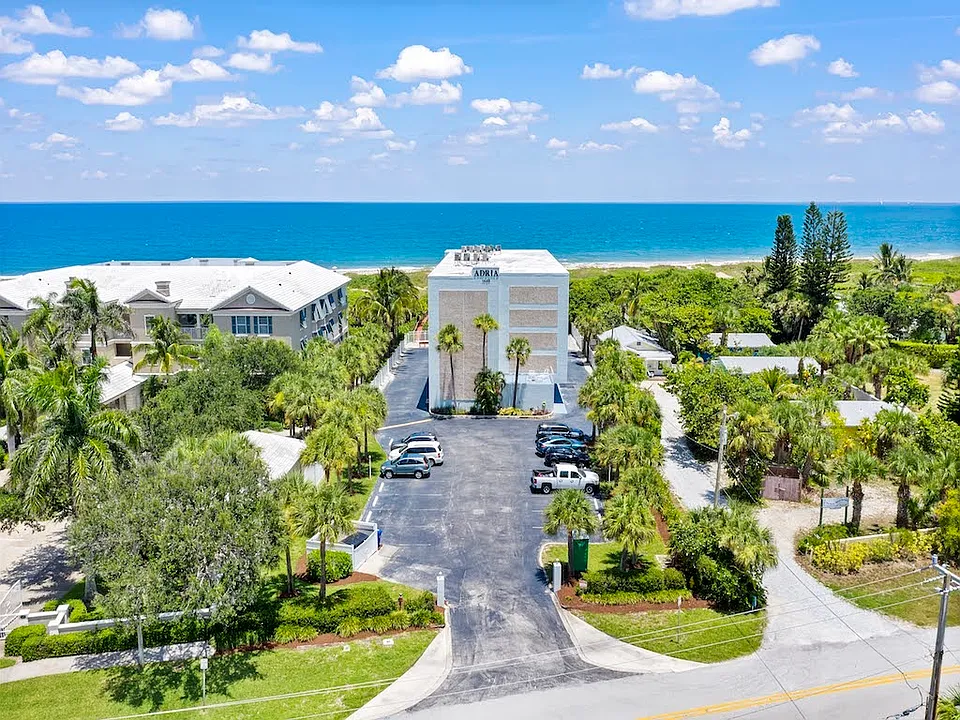 1440 Ocean Dr #2