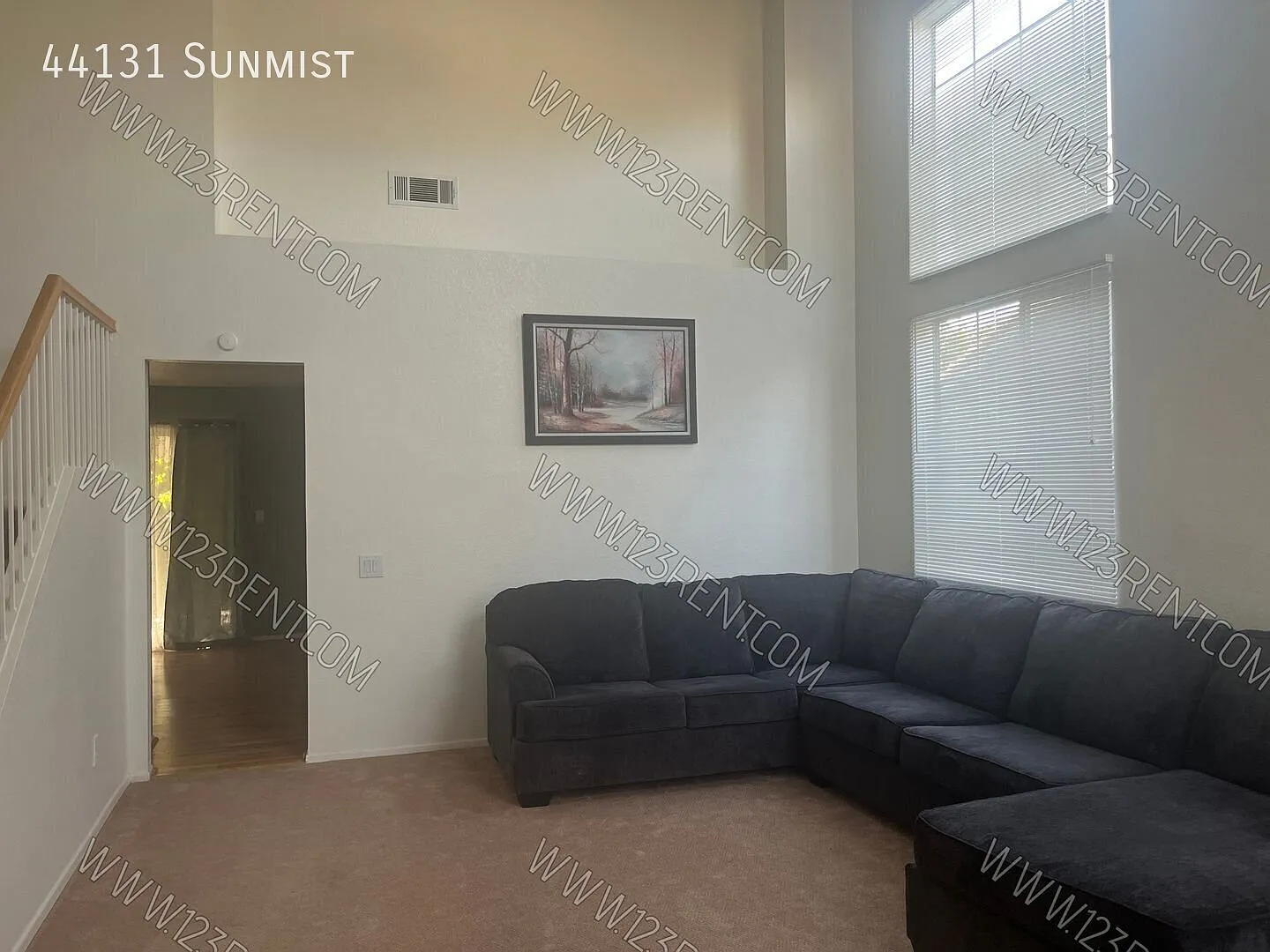 5bd/ 3bth Bonus Room East Lancaster — Photo 2