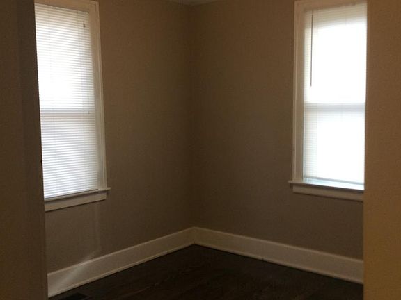 2nd image of 3900 Meyerfeld Ave