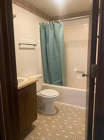 2nd image of 2426 N Water St APT F3