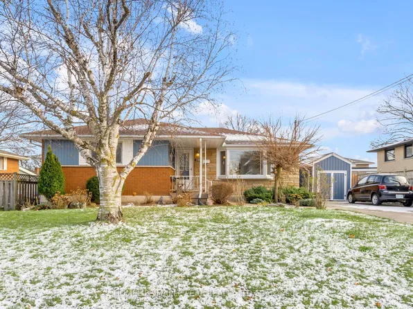 398 Kerman Ave, Grimsby, ON L3M 3X1