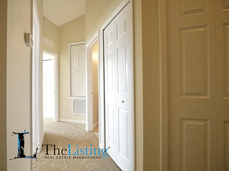10409 Regent Square Dr #802 — Photo 7
