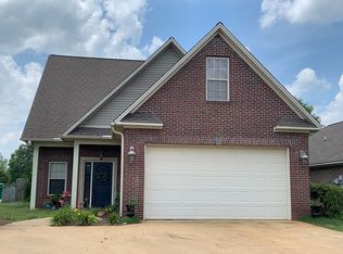 422 Willena Cir, Tupelo, MS 38801