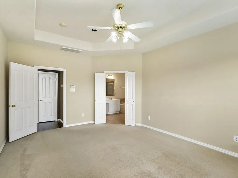 6642 Redberry Glen Ln — Photo 18