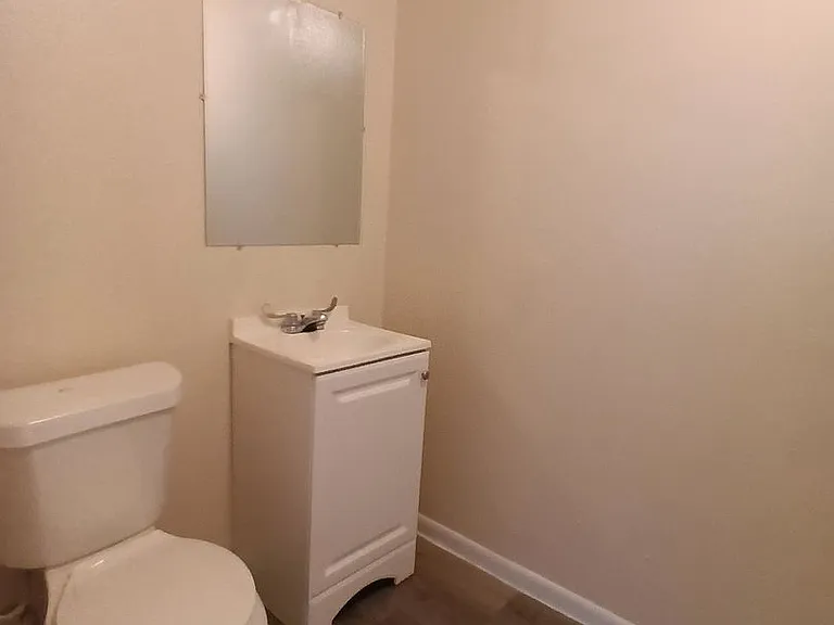 1405 Sandra Dr — Photo 10