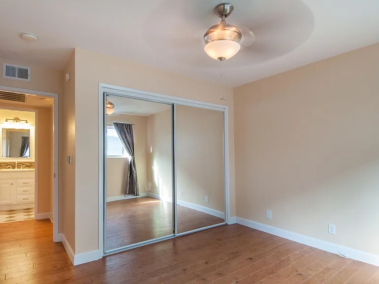 2411 Prospect Ave #224 — Photo 10