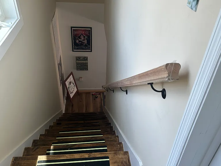 1010 Bate Ave — Photo 1