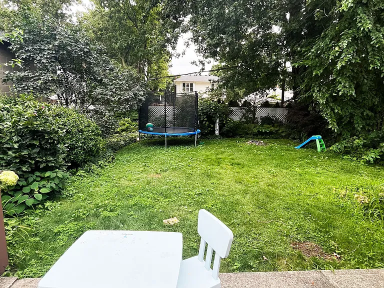 59 Mitcham Dr — Photo 11