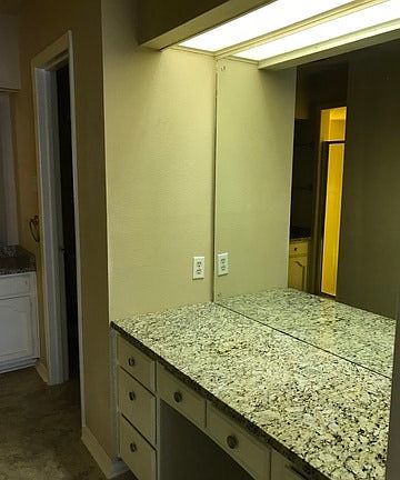 5th image of 16415 Ledge Way St