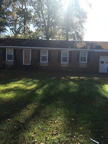 1505 Hopkins Dr Photo 1