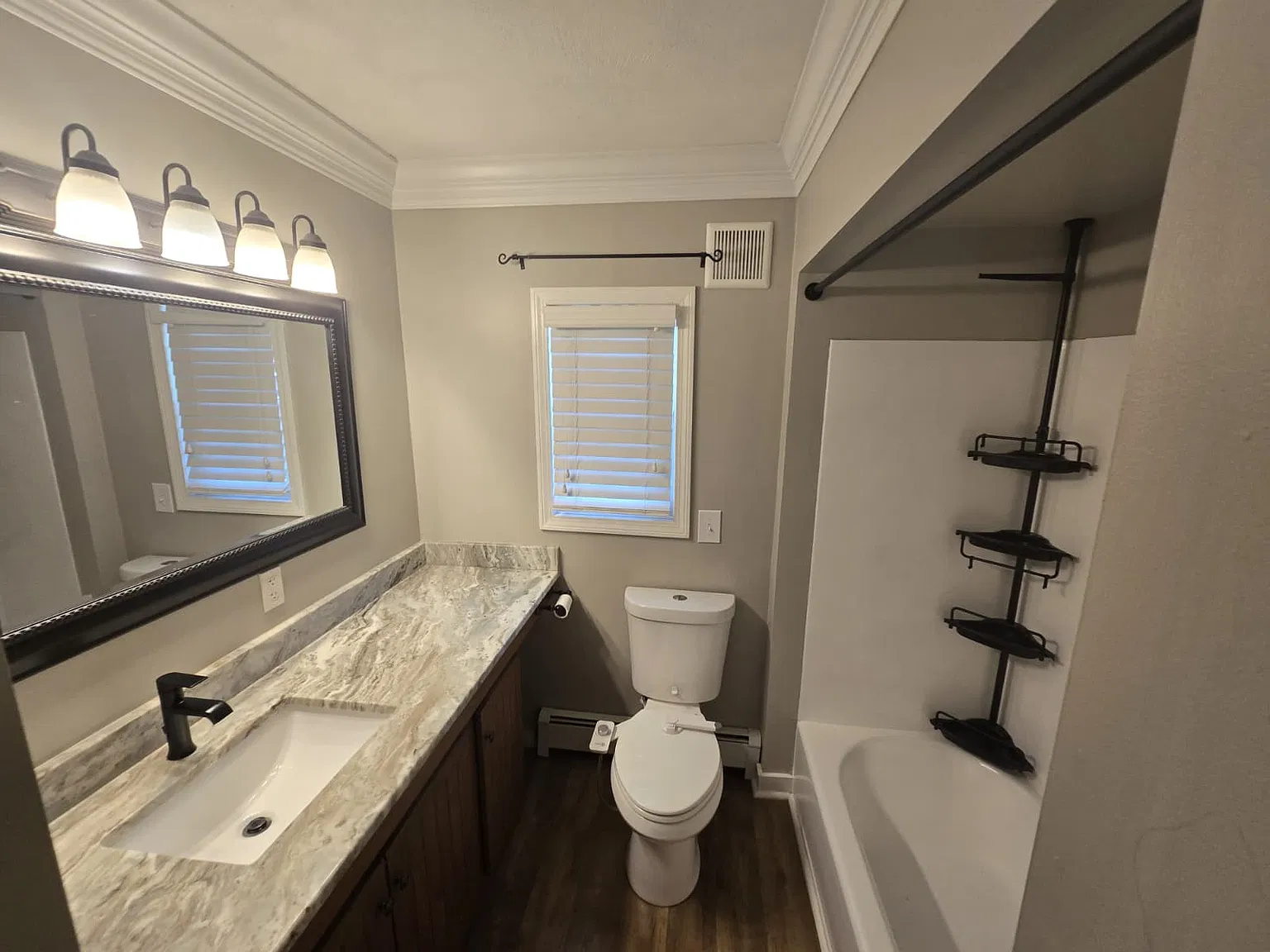 2 bed, 996 sqft, $2,800 — Photo 4