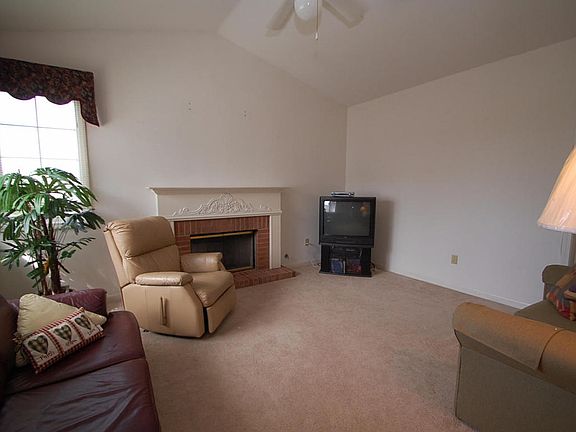 2nd image of 8758 Woodbridge Dr #8758