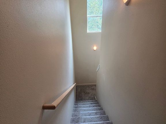 5th image of 2180 Washington St #104