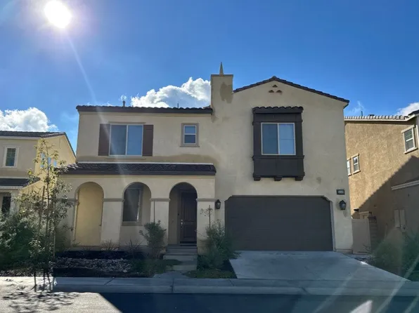 24457 Paxton Ln, Lake Elsinore, CA 92532
