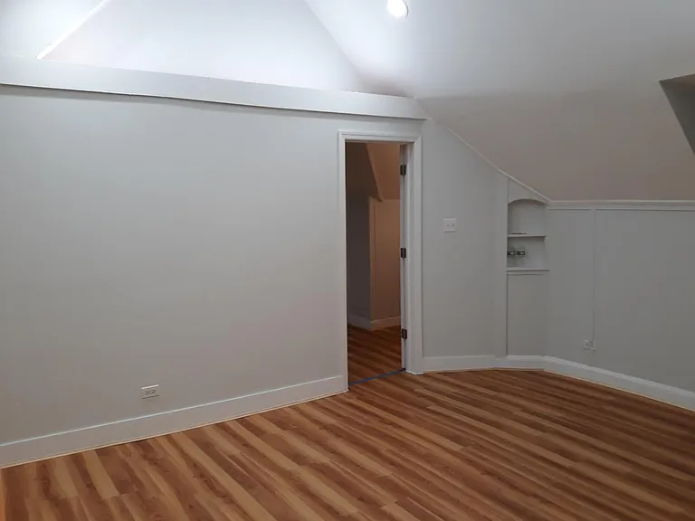 26 Cox Ave #2 — Photo 5