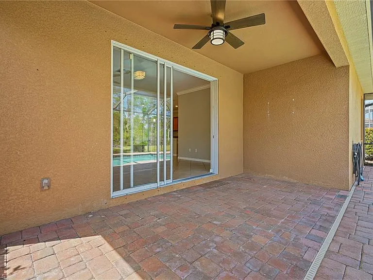 13566 Messino Ct — Photo 11