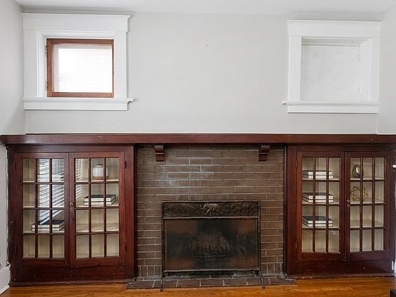 3rd image of 528 Dover Pl