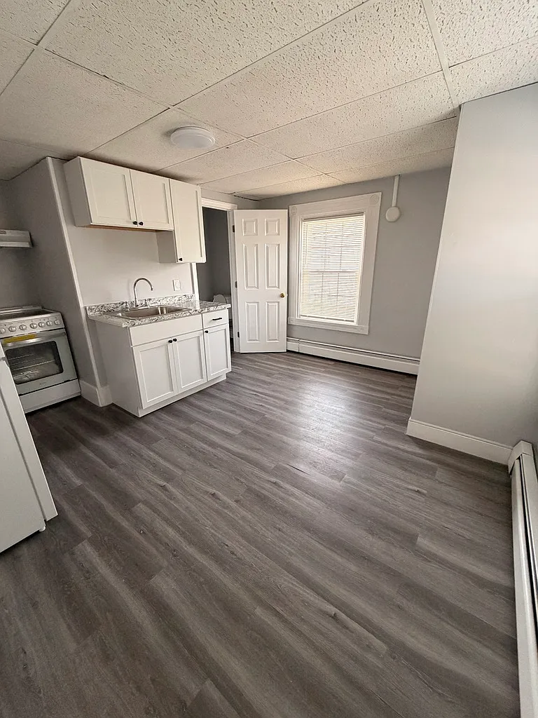 Studio, $1,450 — Photo 1