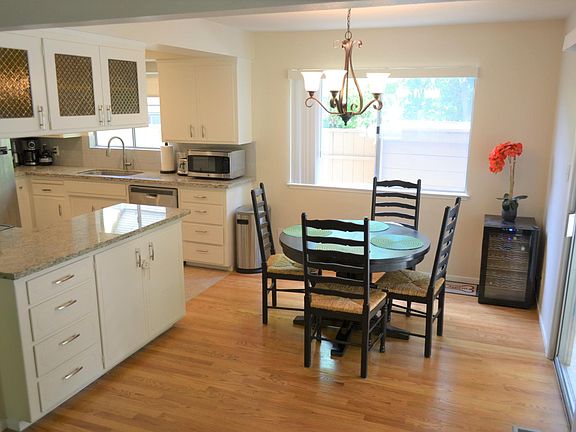 5th image of 424 La Purissima Way
