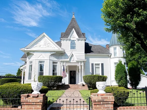 432 Nashville St, Russellville, KY 42276