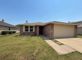 5145 Cliff Oaks Dr, Fort Worth, TX 76179