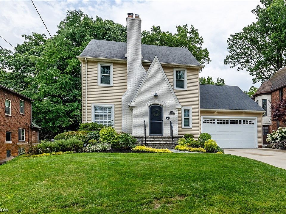 923 Morewood Pkwy, Rocky River, OH 44116 Zillow
