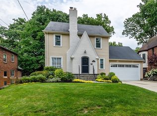 923 Morewood Pkwy, Rocky River, OH 44116