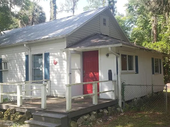 15 W Main St, Bronson, FL 32621