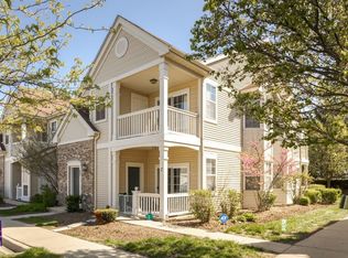 2245 Aurora Dr UNIT 27, Hampshire, IL 60140