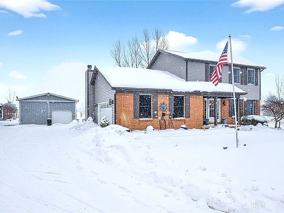 3rd image of 388 Schell Rd