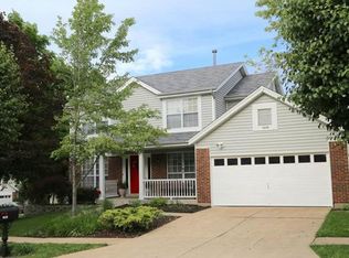 1628 Summers End Ln, Fenton, MO 63026