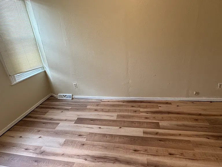 34 Miltenberger St — Photo 7