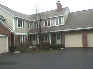 1614 E Clayton Ct, Arlington Heights, IL