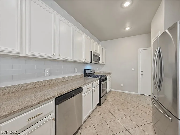 9305 Gold Dove Ct — Photo 18