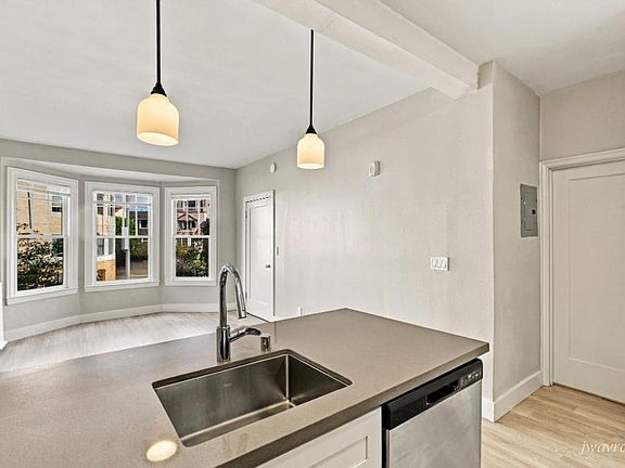 3rd image of 1801 Beach St APT 103