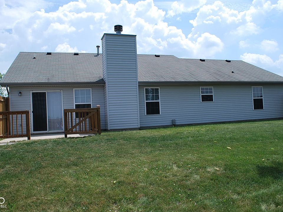 2nd image of 1142 Bumblebee Way