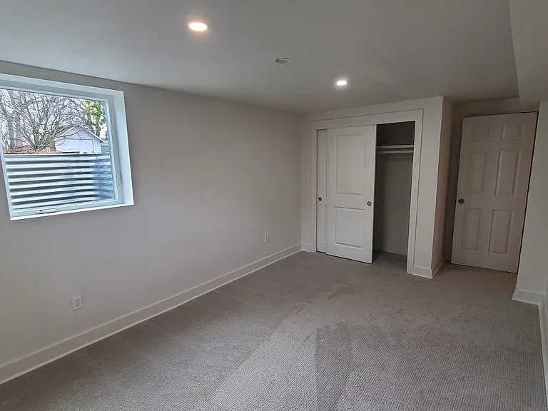 4531 NE 74th Ave — Photo 10