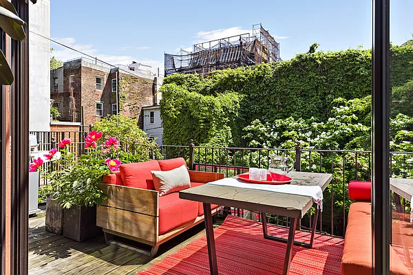 Rented by Corcoran | media 15