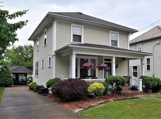 2105 Dresden Rd, Zanesville, OH 43701